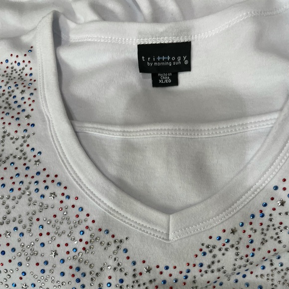 3/$35 Sparkle white shirt with red, blue and silver bling. XL - Picture 3 of 3